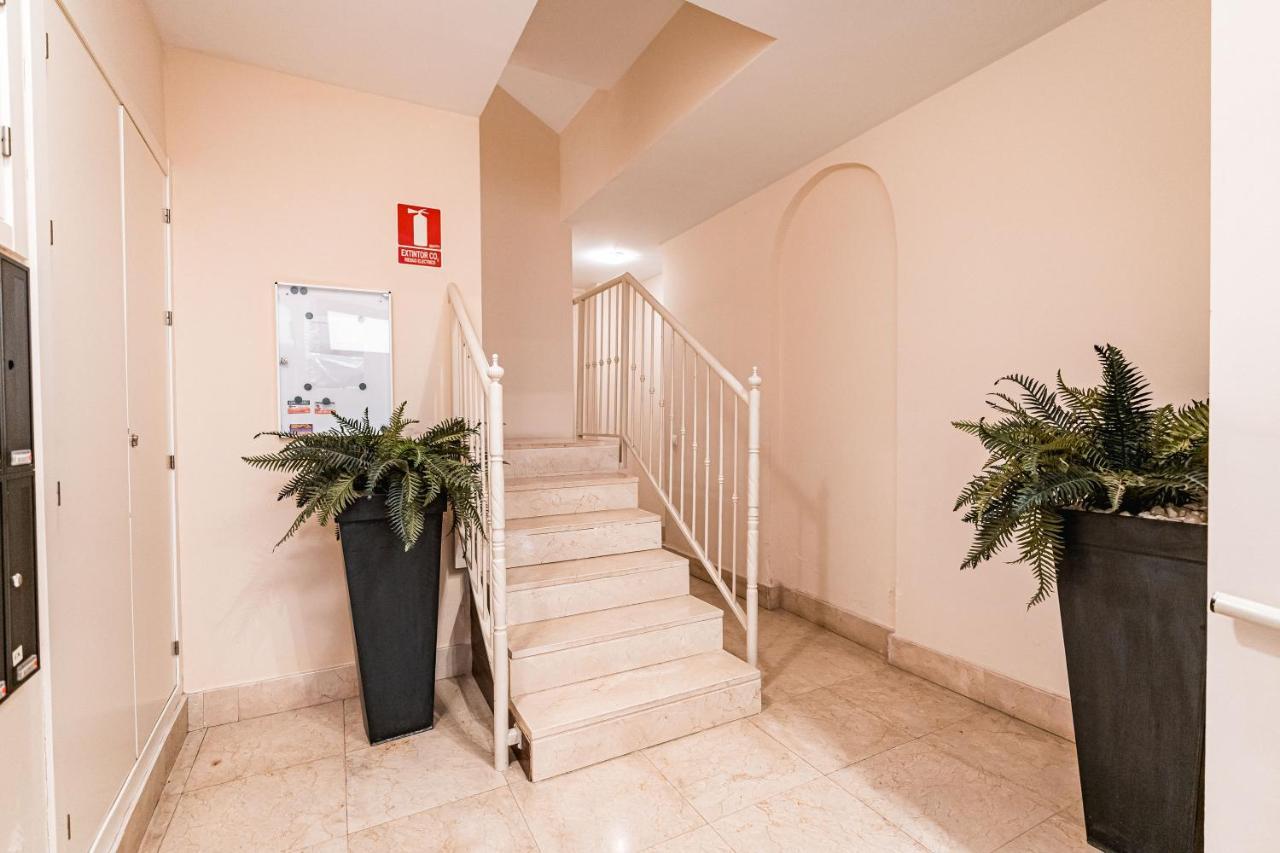 Qh Realejo - Varela Granada Luaran gambar